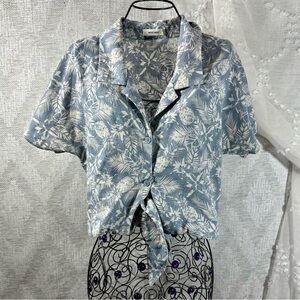 Mod Ref tropical pineapple cropped collared button down size S